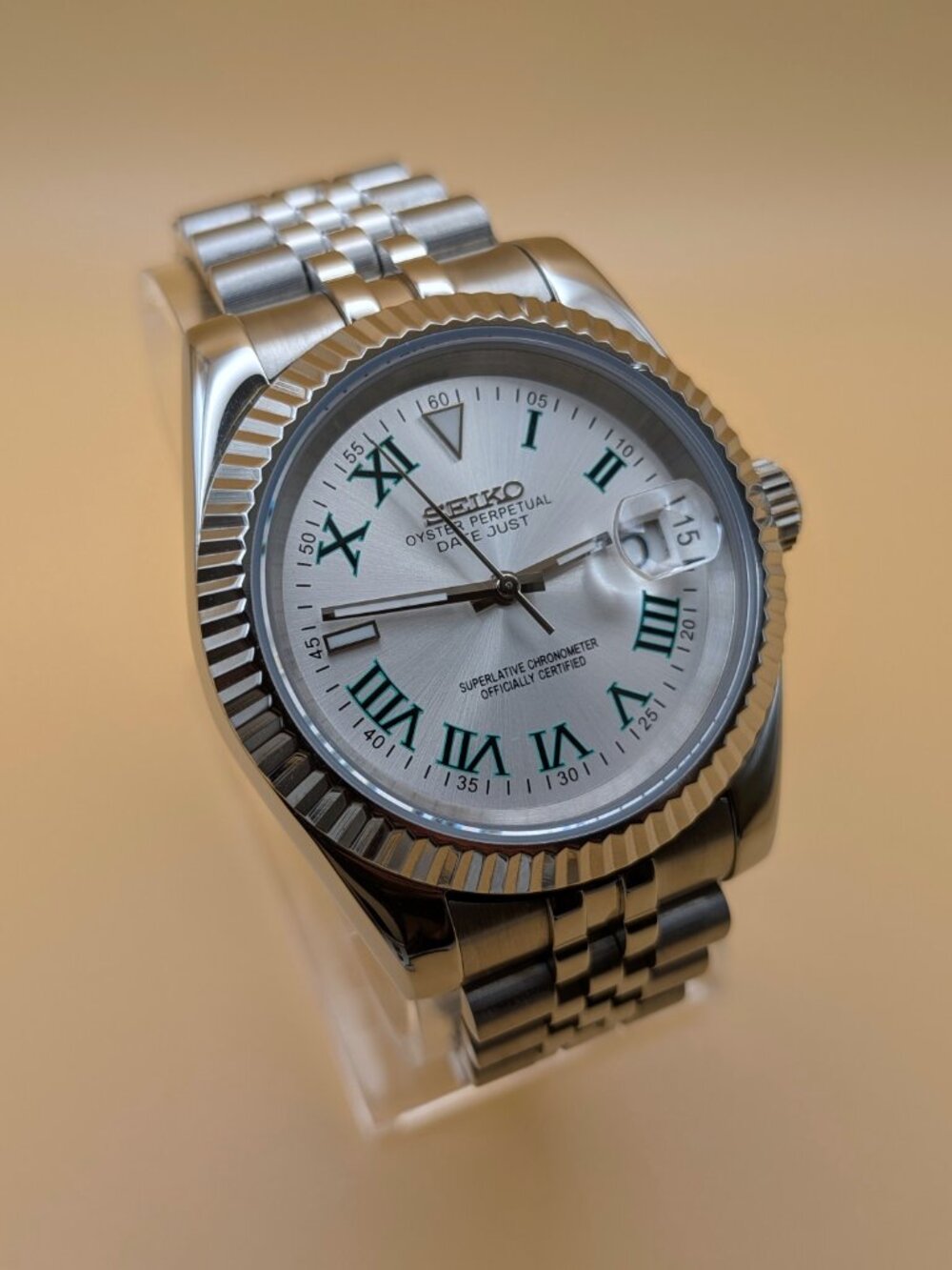 Seiko MOD | Roman Dial | NH35A automatic movement - Picture 3 of 11